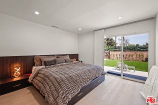 , 3350 Virginia ave, Santa Monica, CA 90404 - 11