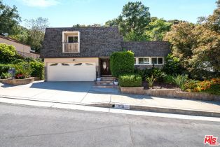 Single Family Residence, 17121 Escalon Dr, Encino, CA  Encino, CA 91436