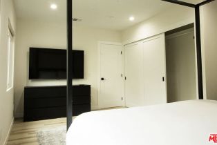 , 9042 Phyllis ave, West Hollywood , CA 90069 - 5