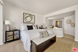 Single Family Residence, 7019 Seaside walk, Long Beach, CA 90803 - 4