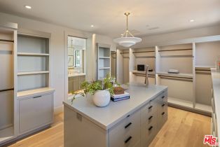 Single Family Residence, 17528 Rancho st, Encino, CA 91316 - 28