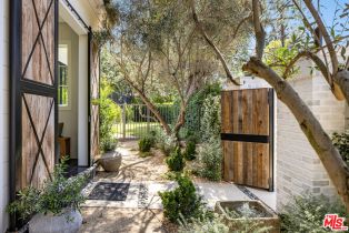 Single Family Residence, 17528 Rancho st, Encino, CA 91316 - 3