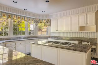 Single Family Residence, 3734 Longridge ave, Sherman Oaks, CA 91423 - 21