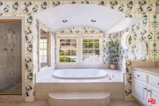 Single Family Residence, 3734 Longridge ave, Sherman Oaks, CA 91423 - 38