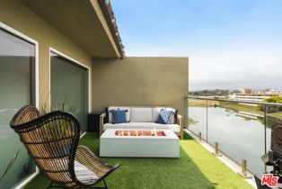 Single Family Residence, 6400 Pacific ave, Playa Del Rey , CA 90293 - 9