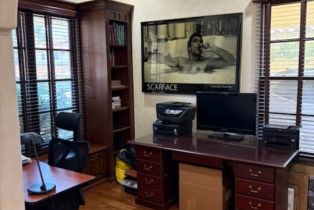 Single Family Residence, 345 Palm dr, Beverly Hills, CA 90212 - 5