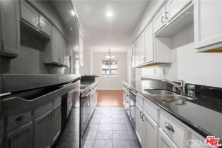 Condominium, 5003 Tilden ave, Sherman Oaks, CA 91423 - 4