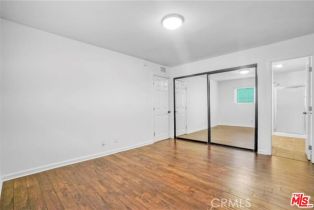 Condominium, 5003 Tilden ave, Sherman Oaks, CA 91423 - 8