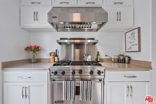 Single Family Residence, 666 Marr st, Venice, CA 90291 - 6