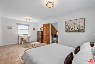 Single Family Residence, 666 Marr st, Venice, CA 90291 - 9