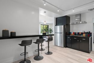 Condominium, 1140 Alta Loma rd, West Hollywood , CA 90069 - 8