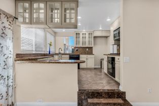 Single Family Residence, 16661 Carousel ln, Huntington Beach, CA 92649 - 23