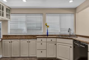 Single Family Residence, 16661 Carousel ln, Huntington Beach, CA 92649 - 21