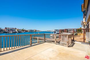 Single Family Residence, 16661 Carousel ln, Huntington Beach, CA 92649 - 9