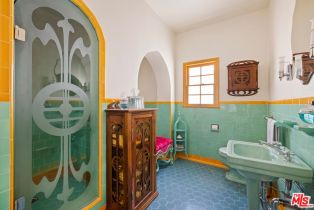 Condominium, 10966 Strathmore dr, Westwood, CA 90024 - 16