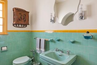 Condominium, 10966 Strathmore dr, Westwood, CA 90024 - 17