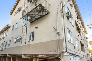 Residential Income, 8218 De Longpre ave, West Hollywood , CA 90046 - 16