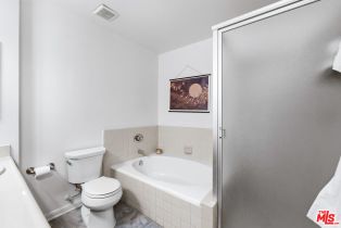 Condominium, 2405 34th st, Santa Monica, CA 90405 - 20