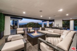 Single Family Residence, 3372 Longridge ter, Sherman Oaks, CA 91423 - 3