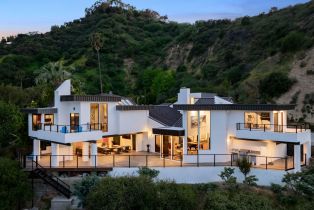 Single Family Residence, 3372   Longridge Ter, Sherman Oaks, CA  Sherman Oaks, CA 91423