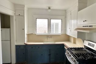 Single Family Residence, 6425 Ocean blvd, Long Beach, CA 90803 - 4