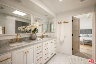 Single Family Residence, 16733 Oak View dr, Encino, CA 91436 - 23