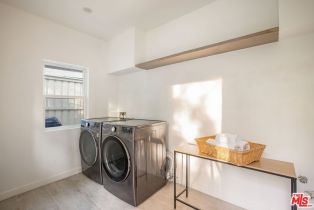 Single Family Residence, 16733 Oak View dr, Encino, CA 91436 - 30