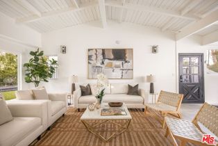 Single Family Residence, 16733 Oak View dr, Encino, CA 91436 - 2