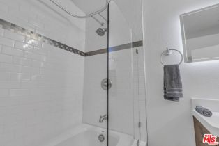 , 1006 Crescent Heights blvd, West Hollywood , CA 90046 - 15