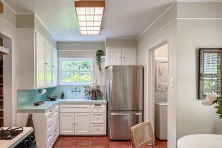 Single Family Residence, 752 Country Club dr, Burbank, CA 91501 - 9