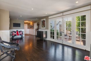 Single Family Residence, 1612 Gilcrest dr, Beverly Hills, CA 90210 - 3