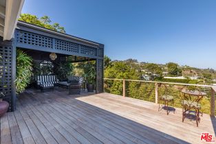 Single Family Residence, 1612 Gilcrest dr, Beverly Hills, CA 90210 - 15