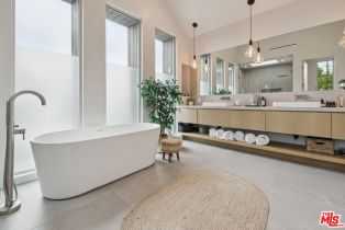 Single Family Residence, 1310 Preston way, Venice, CA 90291 - 21