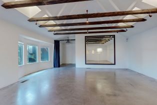 , 2222 Main st, Santa Monica, CA 90405 - 4