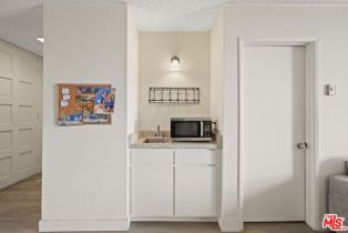 , 1885 Veteran ave, Westwood, CA 90025 - 10