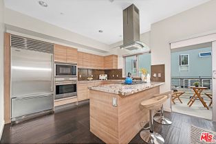 Condominium, 3119 Via Dolce, Marina Del Rey, CA 90292 - 7
