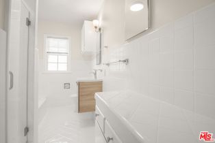 Residential Income, 405 Shirley pl, Beverly Hills, CA 90212 - 9