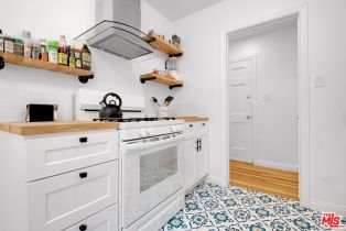 Residential Income, 405 Shirley pl, Beverly Hills, CA 90212 - 18