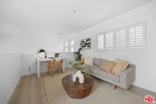Condominium, 12060 Hoffman st, Studio City, CA 91604 - 13