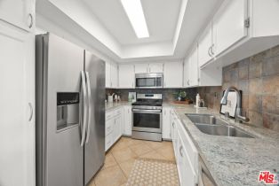 Condominium, 12060 Hoffman st, Studio City, CA 91604 - 6