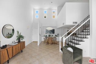 Condominium, 12060 Hoffman st, Studio City, CA 91604 - 5
