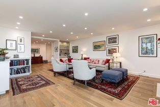 Condominium, 211 Spalding dr, Beverly Hills, CA 90212 - 2