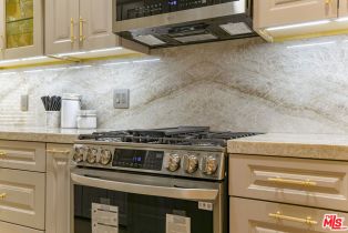 Condominium, 9906 Owensmouth ave, Chatsworth, CA 91311 - 13