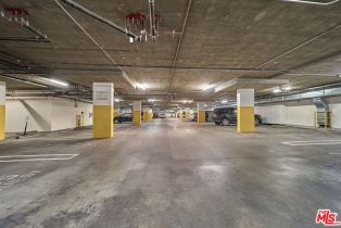 Condominium, 143 Arnaz dr, Beverly Hills, CA 90211 - 32