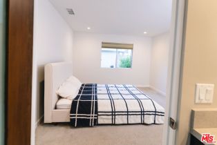 Single Family Residence, 3423 Scadlock ln, Sherman Oaks, CA 91403 - 30