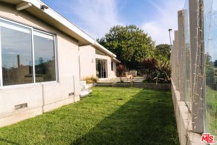 Single Family Residence, 3423 Scadlock ln, Sherman Oaks, CA 91403 - 39