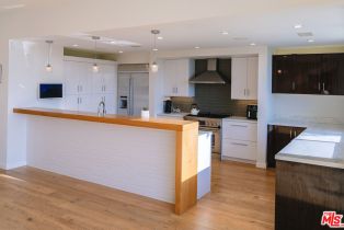 Single Family Residence, 3423 Scadlock ln, Sherman Oaks, CA 91403 - 9