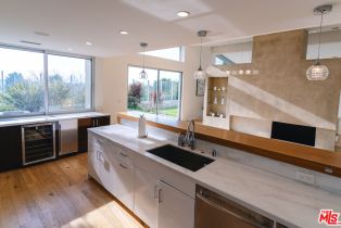 Single Family Residence, 3423 Scadlock ln, Sherman Oaks, CA 91403 - 11