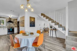 Condominium, 18547 Collins st, Tarzana, CA 91356 - 8