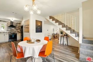 Condominium, 18547 Collins st, Tarzana, CA 91356 - 7